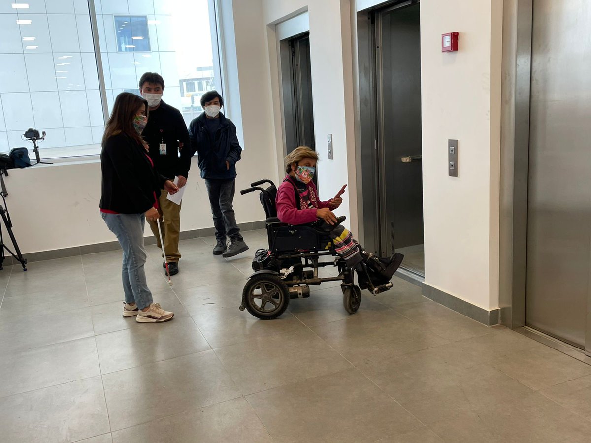 municoquimbo's tweet photo. 🏢🫂👩🦽Hoy recorrimos el Edificio Consistorial con funcionarios y trabajadores con Capacidades Diferentes, todo con el fin de mostrar y dar a conocer las dependencias habilitadas con accesibilidad universal.
#Consistorial
💻 https://t.co/8icxIeQmvU https://t.co/4FVQQ6KUAu