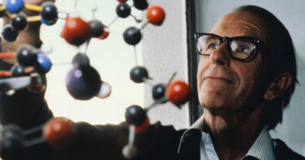 materia_ciencia's tweet photo. Hoy hace 8 años murió Frederick Sanger, último ejemplar de una rara especie: personas que han recibido varios premios Nobel. Recibió el premio de Química en 1958 y en 1980 por dos grandes descubrimientos que impulsaron la biomedicina. https://t.co/PocJCwyCaH https://t.co/Hm49DPTXLo