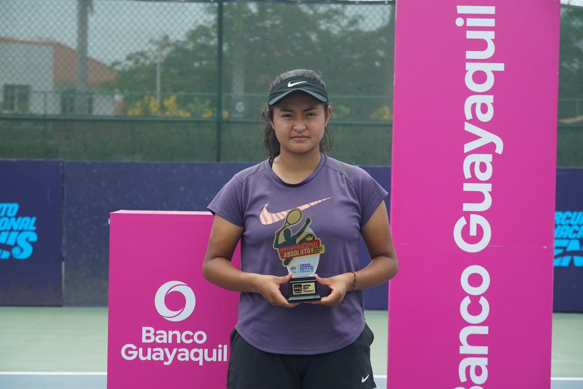 FETenis's tweet photo. CAMPEONATO NACIONAL ABSOLUTO 2021
14-21.NOVIEMBRE/ ANEXO GUAYAQUIL TENIS CLUB 

🏆Final damas 18 años
🥇Ivanova Lucero (TUN) a 🥈Cinthya Puetate (PIC) 6-0, 6-4

Gracias al auspicio de
@BancoGuayaquil @TelconetLatam @LoteriaNacJBG @marathonsports_ #RobinSoderling https://t.co/Cn9vwQ0FtQ