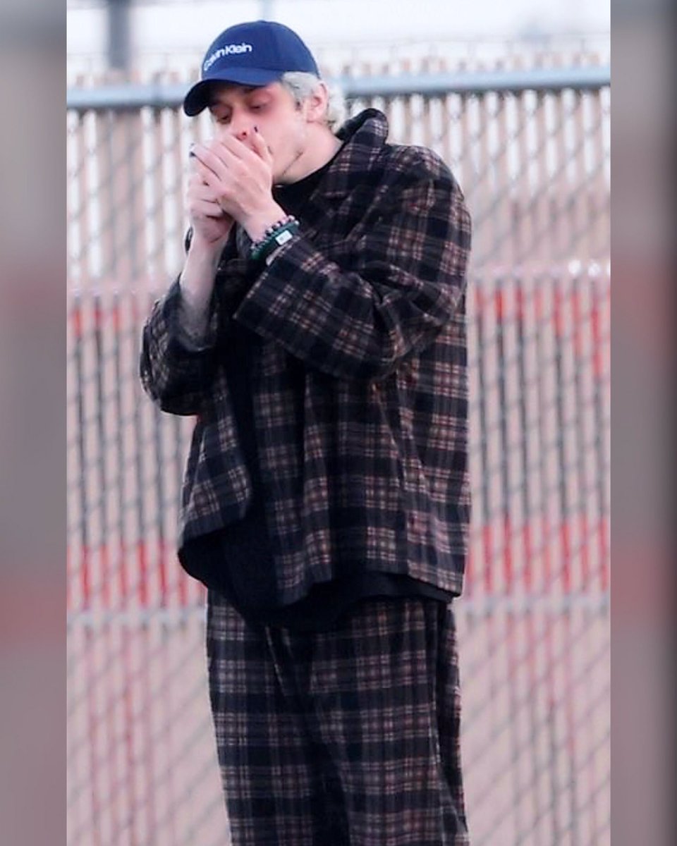BcrWorldwide's tweet photo. Kim Kardashian and Pete Davidson's romance is officially on! New couple caught holding hands during an intimate outing in Palm Springs. 😎 https://t.co/yenviv8hAB