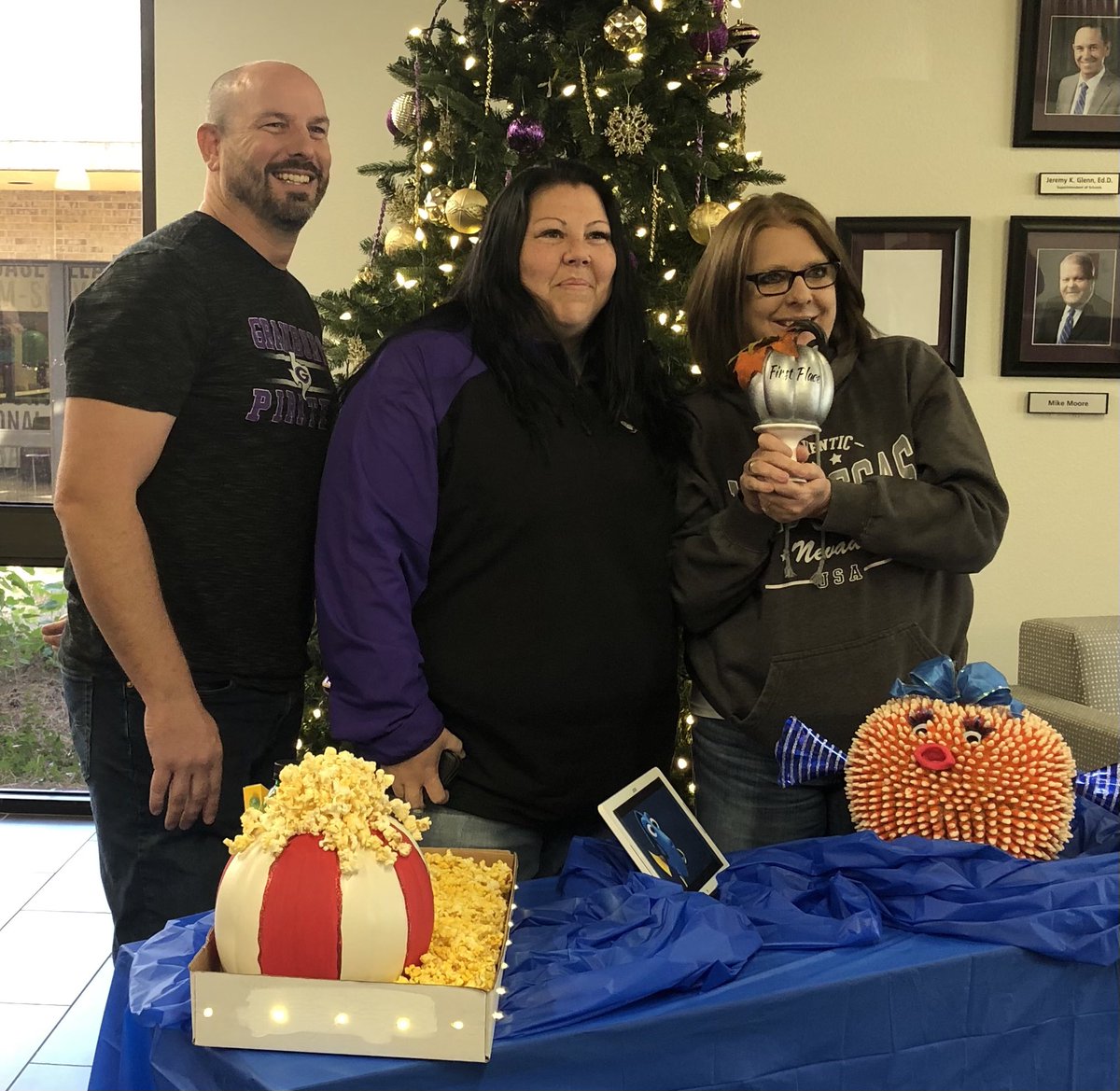 @gisdwesjones tweet media