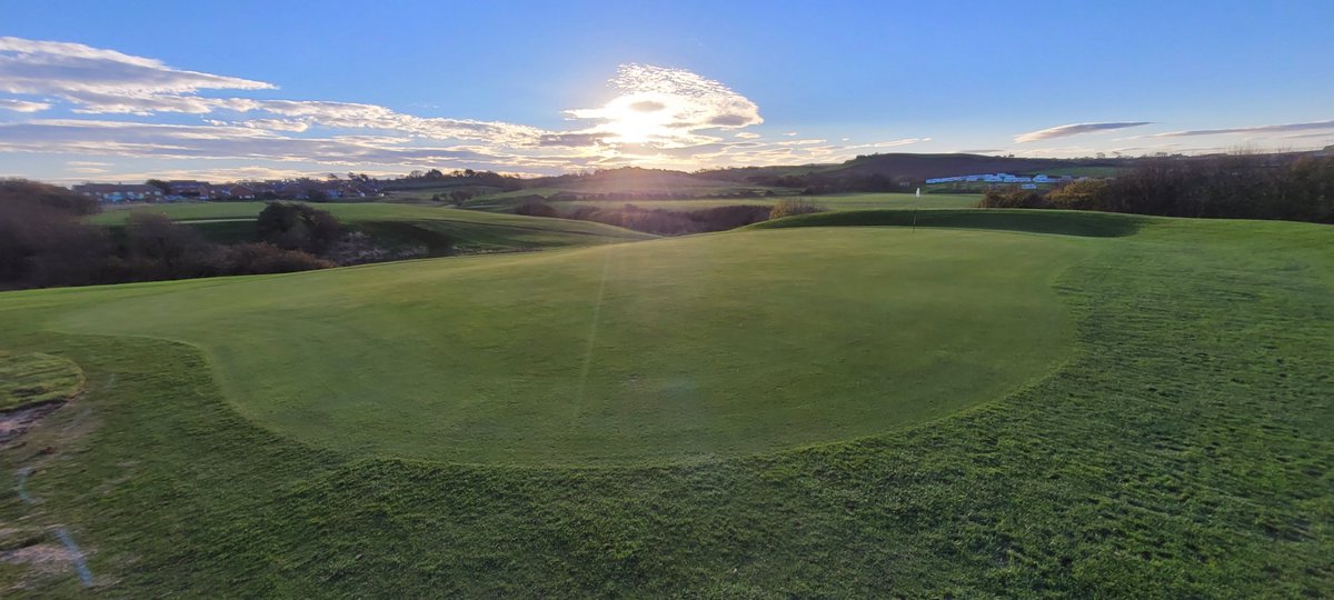 SwingForm's tweet photo. Thanks for the site visit today @nj_wild @Alexmcd84 to discuss our requirements for next year. Very interesting to learn the benefits of @Quadropdosing. Our greens continue to improve this season, responding superbly to recent apps of @Terralift T Plex and Rocastem https://t.co/JN6DsMYmwX