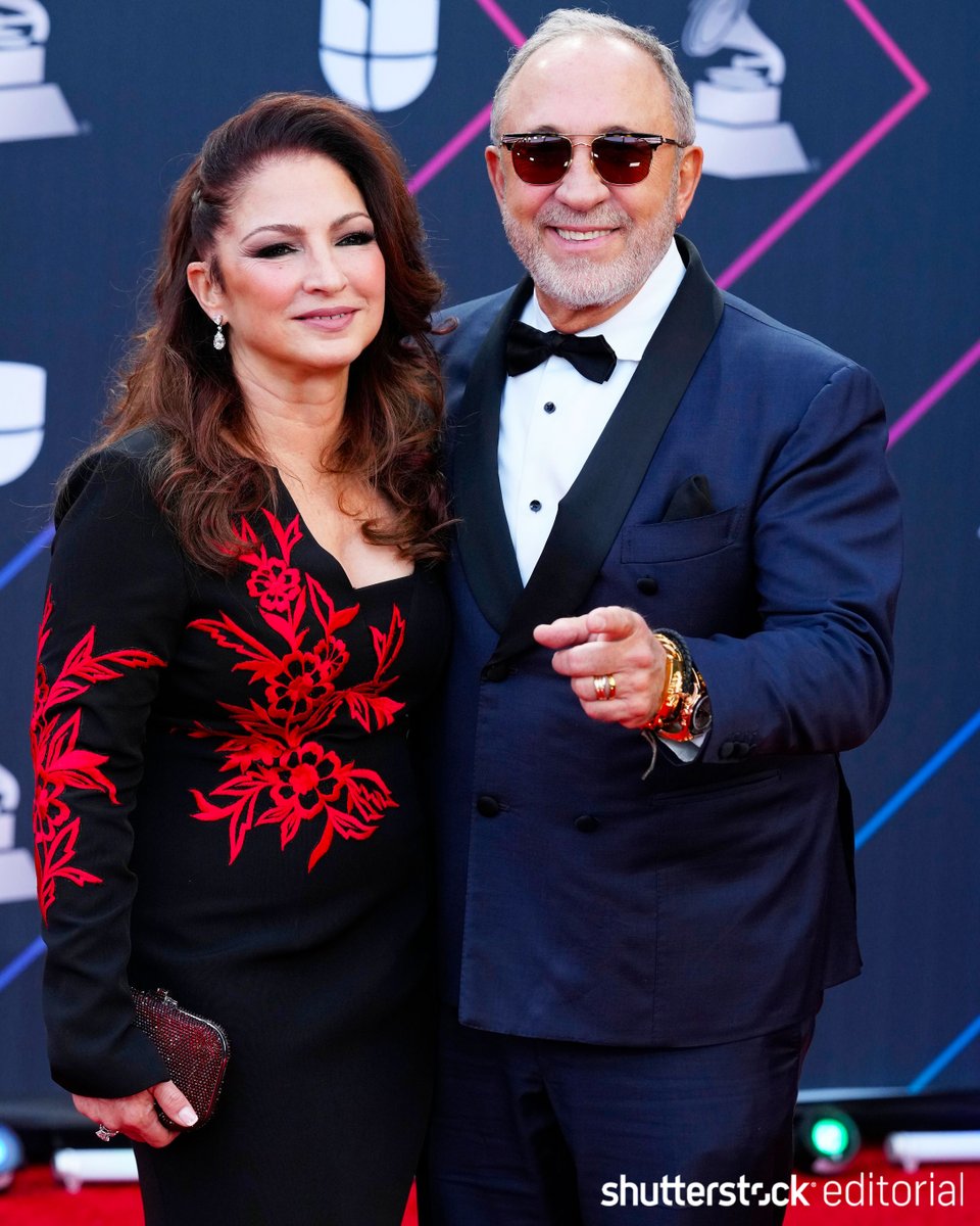 ShutterstockNow's tweet photo. The @LatinGRAMMYs are back and the stars 𝙨𝙚𝙧𝙞𝙤𝙪𝙨𝙡𝙮 dressed to impress! 🔥 @xtina @GloriaEstefan @EmilioEstefanJr #RenatoPerez #LuisSandoval #AleMor #Wizzmer https://t.co/ch1s1hHf9j

📸 @Shutterstock
- Eric Jamison/Invision/@APnews
- Jim Ruymen/UPI https://t.co/vO9XwQHsgg