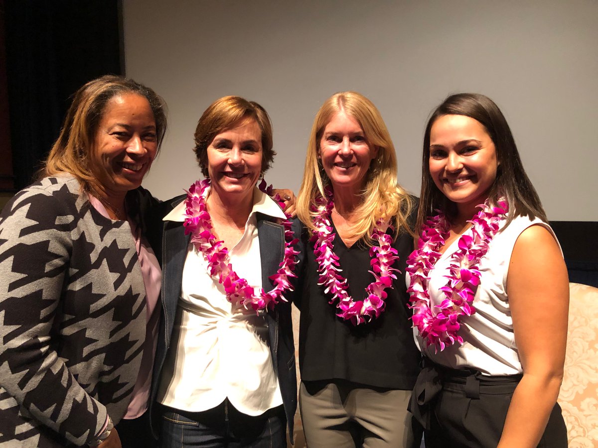 Loved sitting on a panel this week with <a href="/Rubie226/">Robin Hauser</a>, <a href="/missbehelpful/">missbehelpful</a> and <a href="/YvetteSButler/">Yvette Butler</a>! We had a great discussion following a screening of Robin’s latest documentary film, <a href="/savvy_film/">$avvy Film</a>, which explores why it’s critical for women to be actively involved in their personal finances.