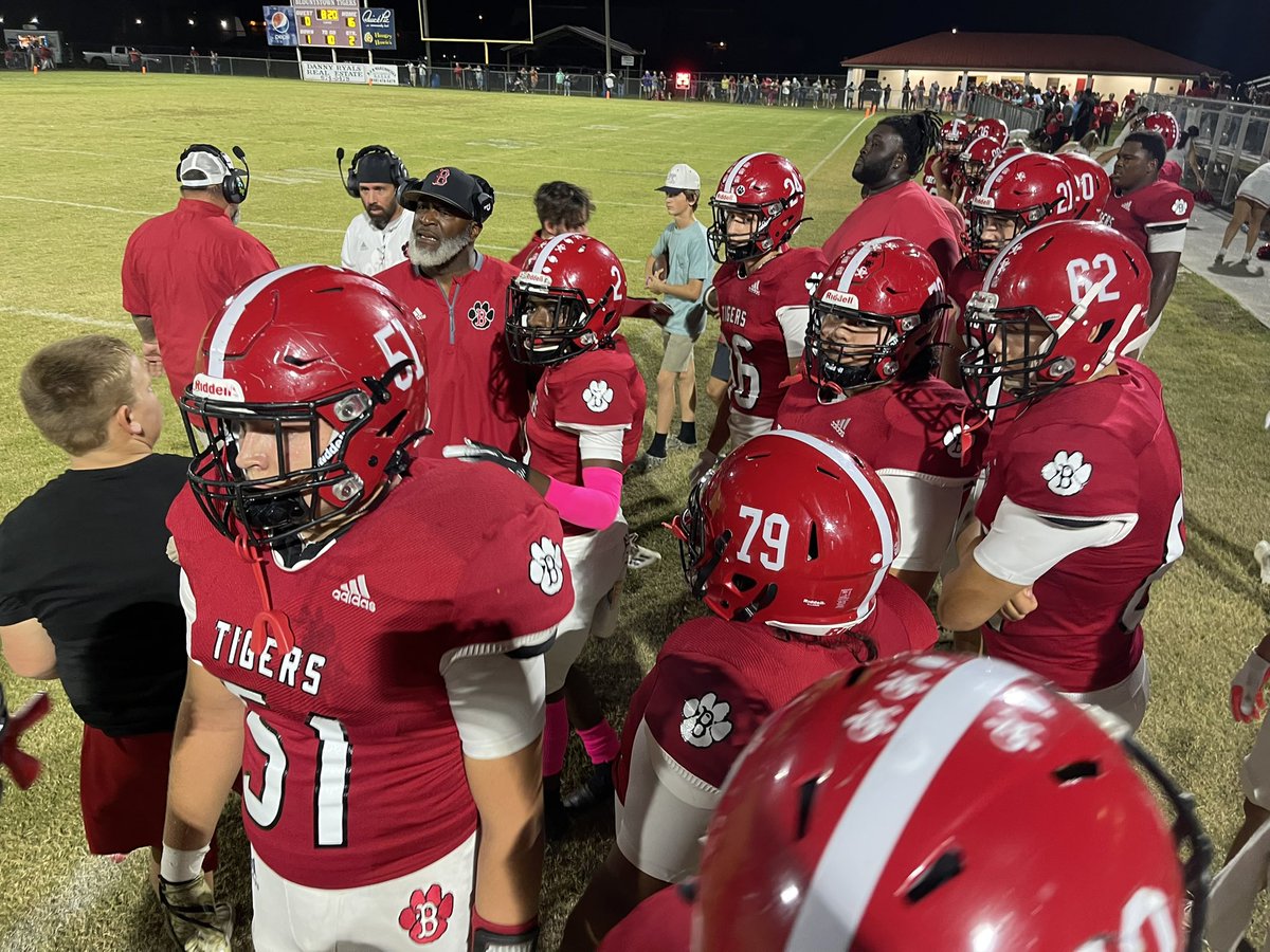 samgranvilletv's tweet photo. #GameOfTheWeek…

Big River Rivalry postseason addition! I am hyped for this one!!
@blountstownFB @GregJordan12 https://t.co/KrEsOQQdEr