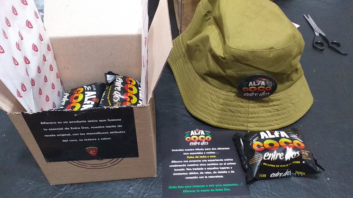 Gracias a la gente de <a href="/EntreDosAlfajor/">Entre Dos</a> por este hermoso regalo de lanzamiento del alfajor de coco y dulce de leche. Muy pronto les estaré dando mis impresiones sobre este nuevo producto.