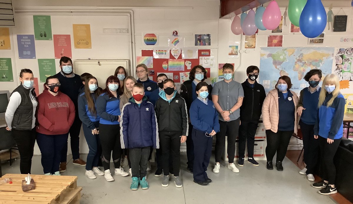 MacswineyCc's tweet photo. Fantastic turnout to hear Ciara from @LINCwomen talk about LGBTQI issues today.. We are delighted so many students got involved in our events for Stand Up Awareness Week. It’s been inspiring 🏳️‍🌈👏👏👏Many thanks to Ms. Calnan for organising events.  @BeLonG_To https://t.co/A6v6IgnIAf