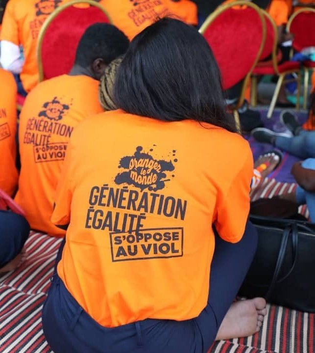 mamouchkadiop's tweet photo. La campagne mondiale contre les violences faites aux femmes et aux filles approche. Chaque année, elle se déroule du 25/11 au 10/12. Mobilisons-nous et montrons notre soutien aux victimes, surtout celles qui sont silencieuses. #orangetheworld #orangezlemonde
© 📸 : @unwomenafrica https://t.co/Z2UlJB95rM