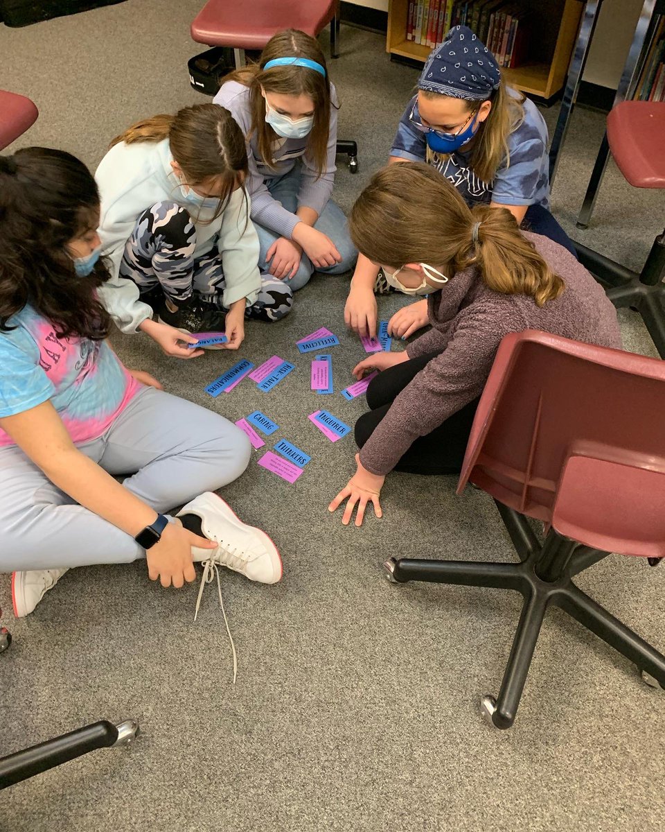 CCHIB4's tweet photo. Collaboration activities with prospective grade 8 students from St. Mary’s to introduce the IB Learner Profile. https://t.co/7n4leOJOJV