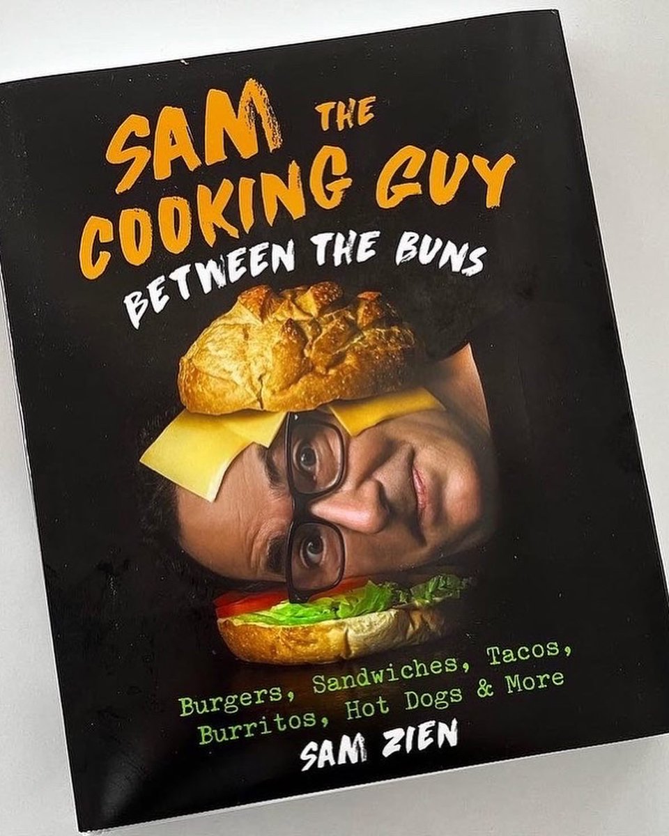 My 5th book and 1st hardcover is now up for presale - I’m stoked!!!

thecookingguy.com/cookbook/2021/…