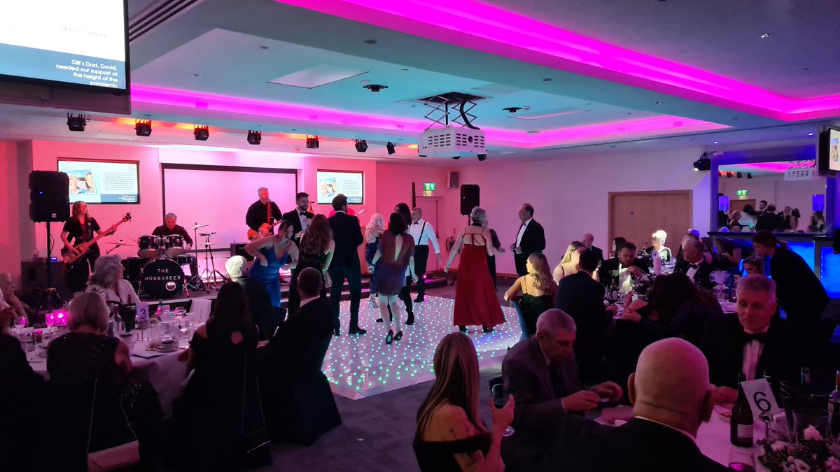 Finishing an amazing night at the ball <a href="/WBCentres/">Weston Business Centres</a> dancing to The Mugabees, having raised over £20,000 for <a href="/hospicestclare/">St Clare Hospice</a>!!!