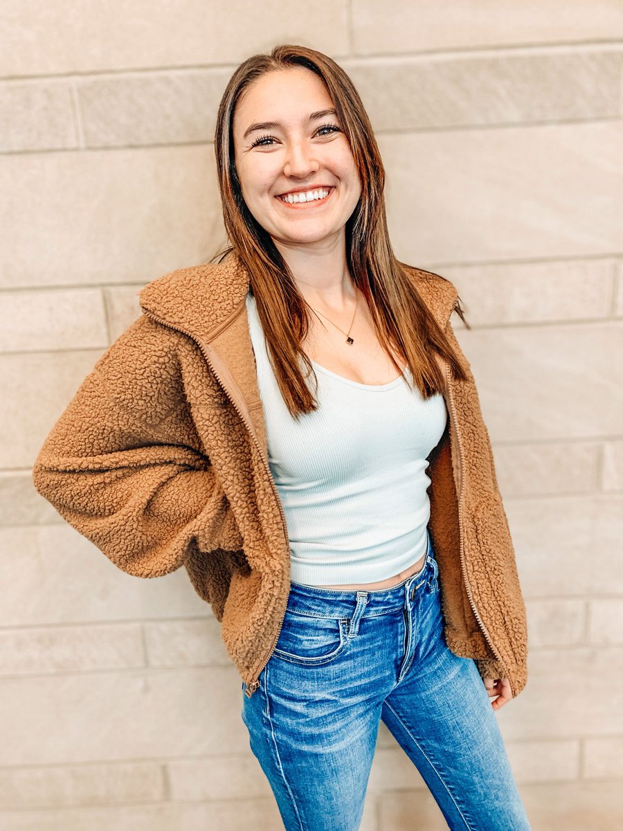 Happy Feature Friday! To meet Amanda Borden, Masters in Public Health Graduate Student and Graduate Assistant for AHS, visit the AHS Instagram.