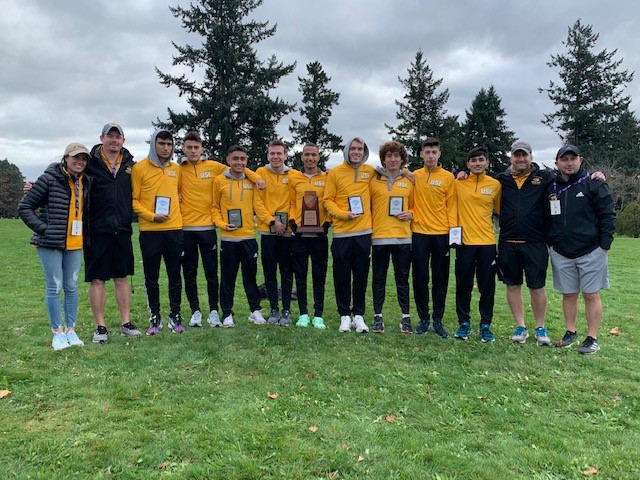 USFSaints's tweet photo. Building off their ninth-place finish one year ago, the Saints bring home some hardware with their fourth-place finish at the NAIA Men's Cross Country National Championships.  Go Saints! https://t.co/Wcf0m7hCxO