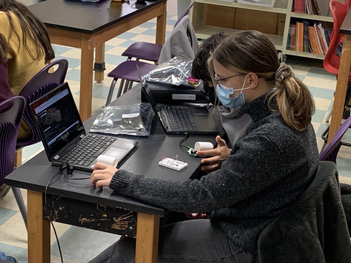Students in Mrs. Roth-Ueno’s Coding Class started their day building and programming microcontrollers. This program was coordinated through a partnership with SUNY Stony Brook. Amazing to see our students engaged in an activity like this!!!