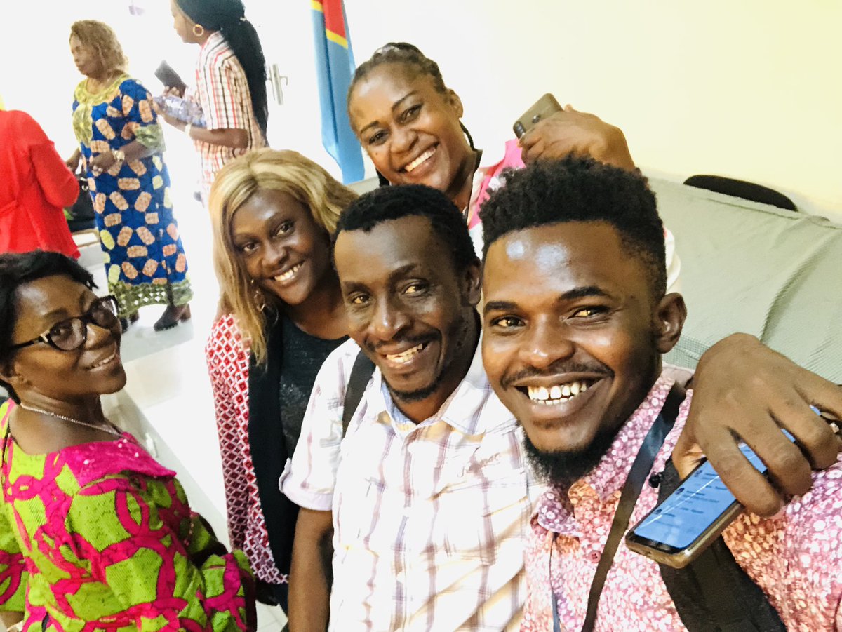 aarluks's tweet photo. Fin d’atelier sur les droits des femmes, genre et lutte contre les VSBG (Violences Sexuelles et Basées sur le Genre). Un projet du #CONAFED, qui a réunit 25 acteurs socioculturels et professionnels des médias de Kinshasa….
#conafed
#ambassadedesuède
#diakonia https://t.co/lx5JRCJdNF