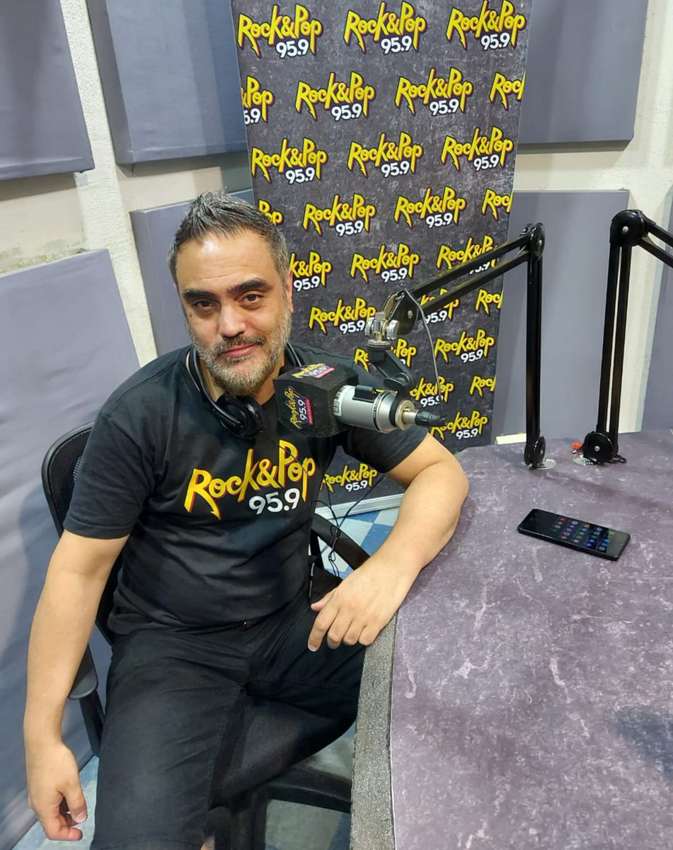 fmrockandpop's tweet image. Los domingos por la mañana arrancamos el día junto a @marcetorabemartinez 🎶 con lo mejor del rock nacional en #ElBombardeo 💣

¡Hasta las 10hs! En #fmRockAndPop

📻95.9FM 🔗fmrockandpop.com
📳11-7082-0959 📲App Rock&amp;amp;Pop #NosGustaElRock