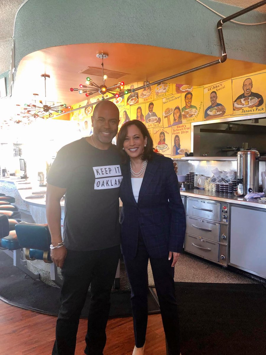 magallon_tv's tweet photo. Kamala Harris today became the first female acting-president of the United States.
Even though it was only 85 minutes..it stirred up some excitement across the #bay.
Today on @nbcbayarea we hear from one of Harris' childhood friends and a political scientist. https://t.co/KD1J1pqbjZ