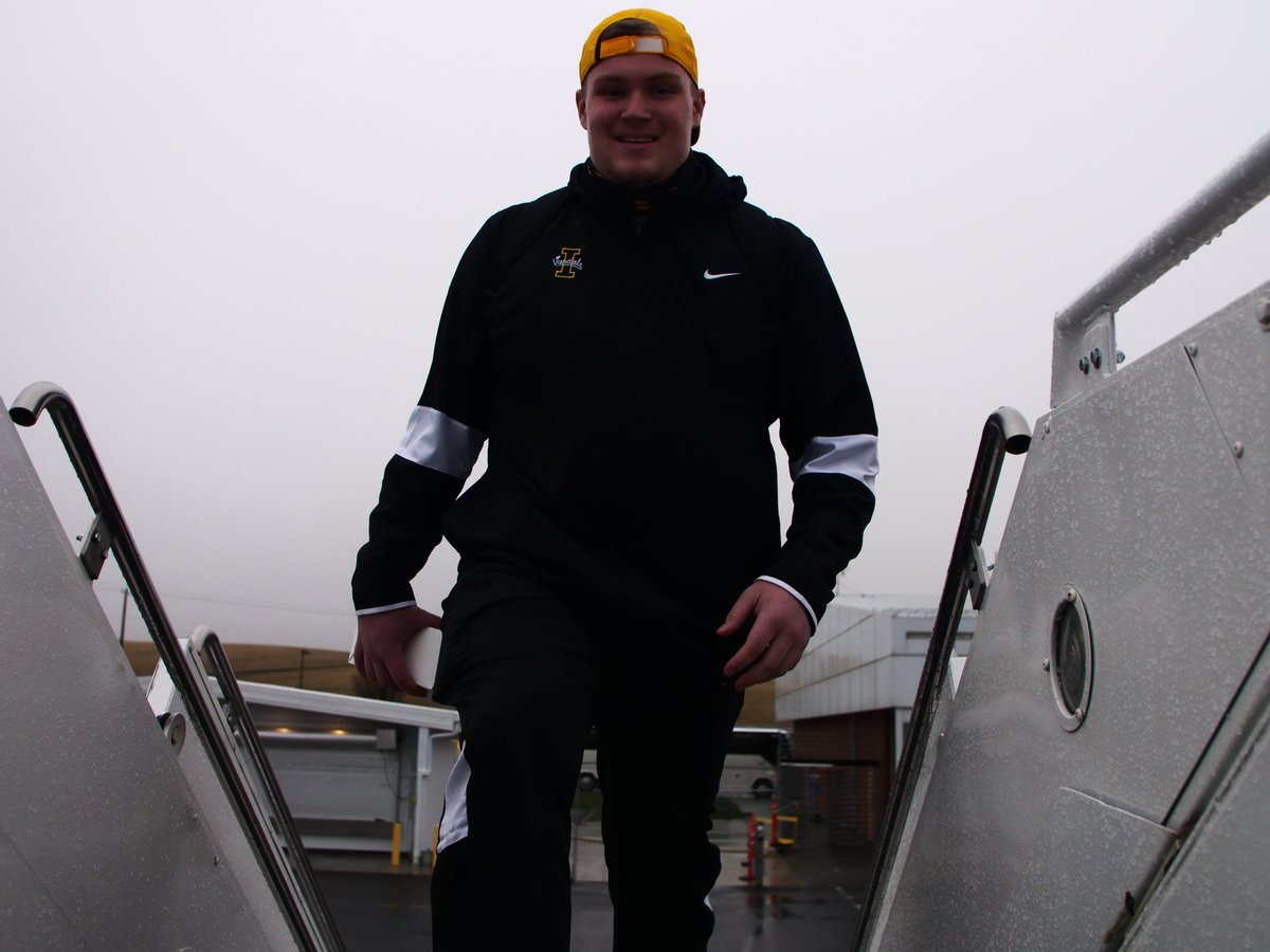 VandalFootball's tweet photo. One more ride of 2021. Wheels up to Pocatello.

#GoVandals https://t.co/ym42H4EU7M