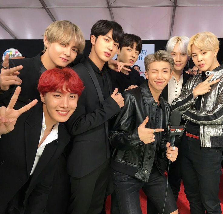seovkjins_'s tweet photo. 🌐 Todo lo que debes saber para este 21 de noviembre. Los American MUsic Awards 2021 

( horarios | links ) 
@BTS_twt #AMAs https://t.co/lg877y2TRj