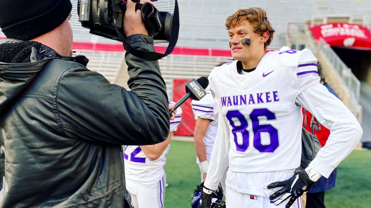 Waunakee senior Andrew Keller tallied 5 receptions for 80 yards and 2 touchdowns in the Warrior’s D2 Championship victory over Homestead. 🏈 #wiaafb #statechamp