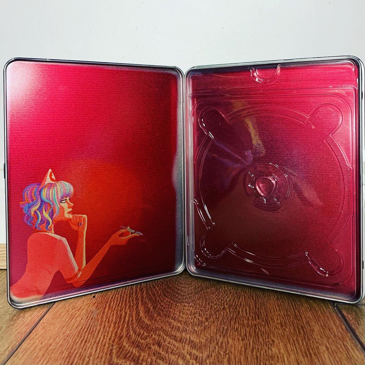 FilmBustersPaul's tweet photo. Custom Promising Young Woman Steelbook designed by me. 🥰

So happy with the results. 🔥

#Steelbook #CustomSteelbook #PromisingYoungWoman #MondayBlus #FilmTwitter https://t.co/pZuIauZYdt