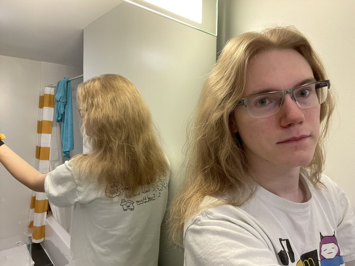 xx_hannah_xx's tweet photo. poggers https://t.co/LMxZTRy8rb