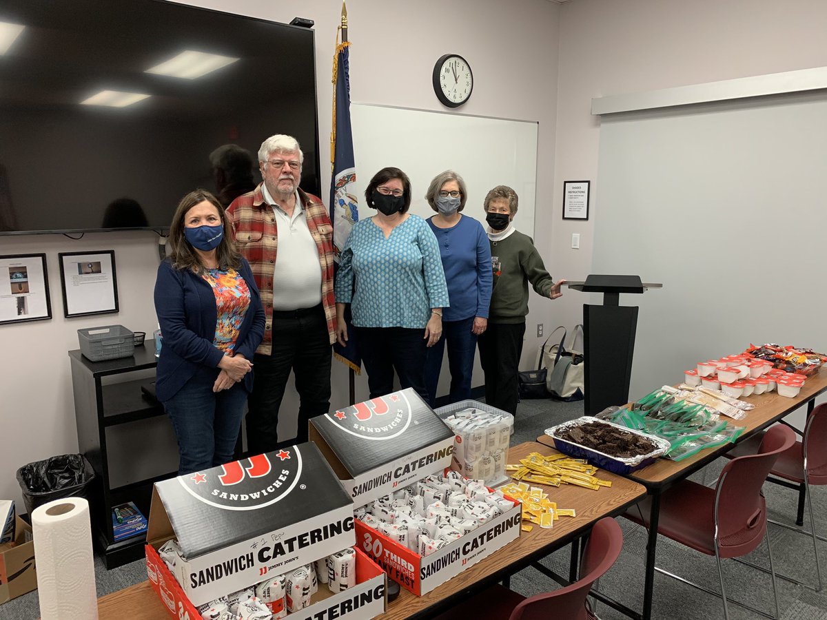 🙏🏼THANK YOU🙏🏼 to the amazing members of Bethia United Methodist ⛪️ for a fantastic lunch and plenty of desserts 🧁. Officers of Swift Creek Platoon B were grateful for the care and love you showed them today. <a href="/CCPDVa/">Chesterfield Police</a> @ColJSKatz <a href="/ChesterfieldVa/">Chesterfield County Government, Virginia</a>
