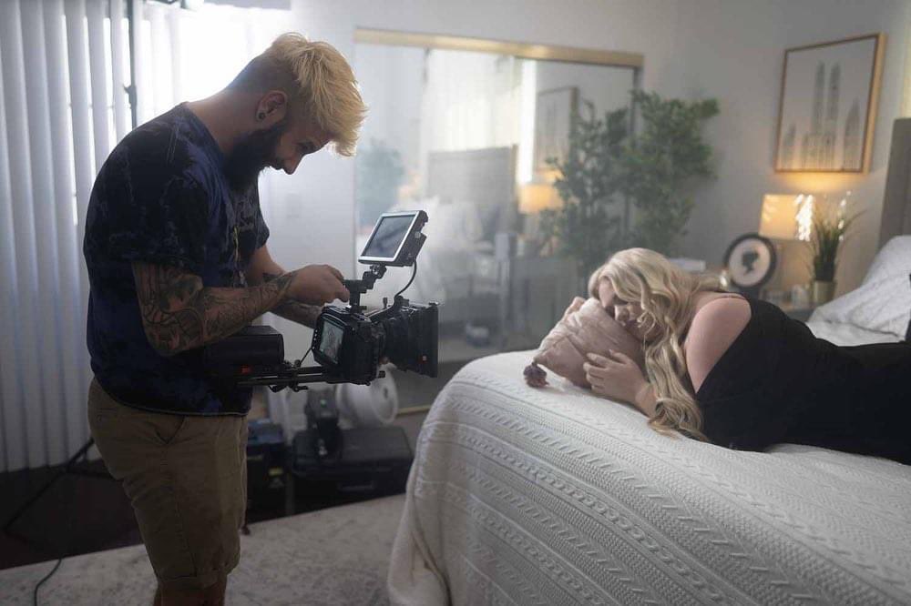 Musicbychel's tweet photo. Have you watched the video for โAfterโ yet??
Whatโs your favorite part?
If you havenโt watched it yet, the link is in my bio!
Videographer: @bymatthewfreiheit
Hair/makeup: @carisadoesitall @hiddencrownhair
#AfterTheWeekend #After #AfterChel #popmusic https://t.co/0hz0TRmqiJ