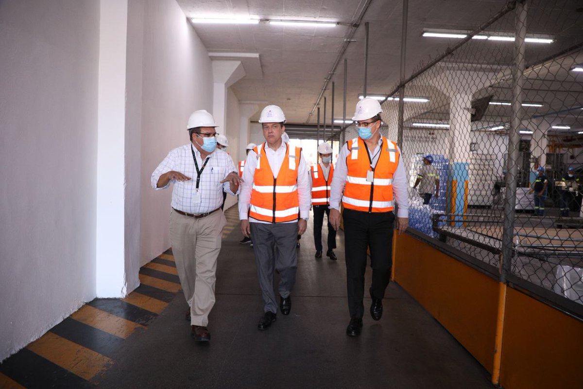 MIC_RD's tweet photo. ¡Acompáñanos a conocer Polyplas a través de la #RutaIndustrial 🚜!

Escuchando las necesidades de las industrias para transformarlas en más oportunidades para los dominicanos🇩🇴. 

Visitamos Polyplas Dominicana, empresa de manufactura de empaques a partir de resinas plásticas. https://t.co/KwOMIzXU9Q