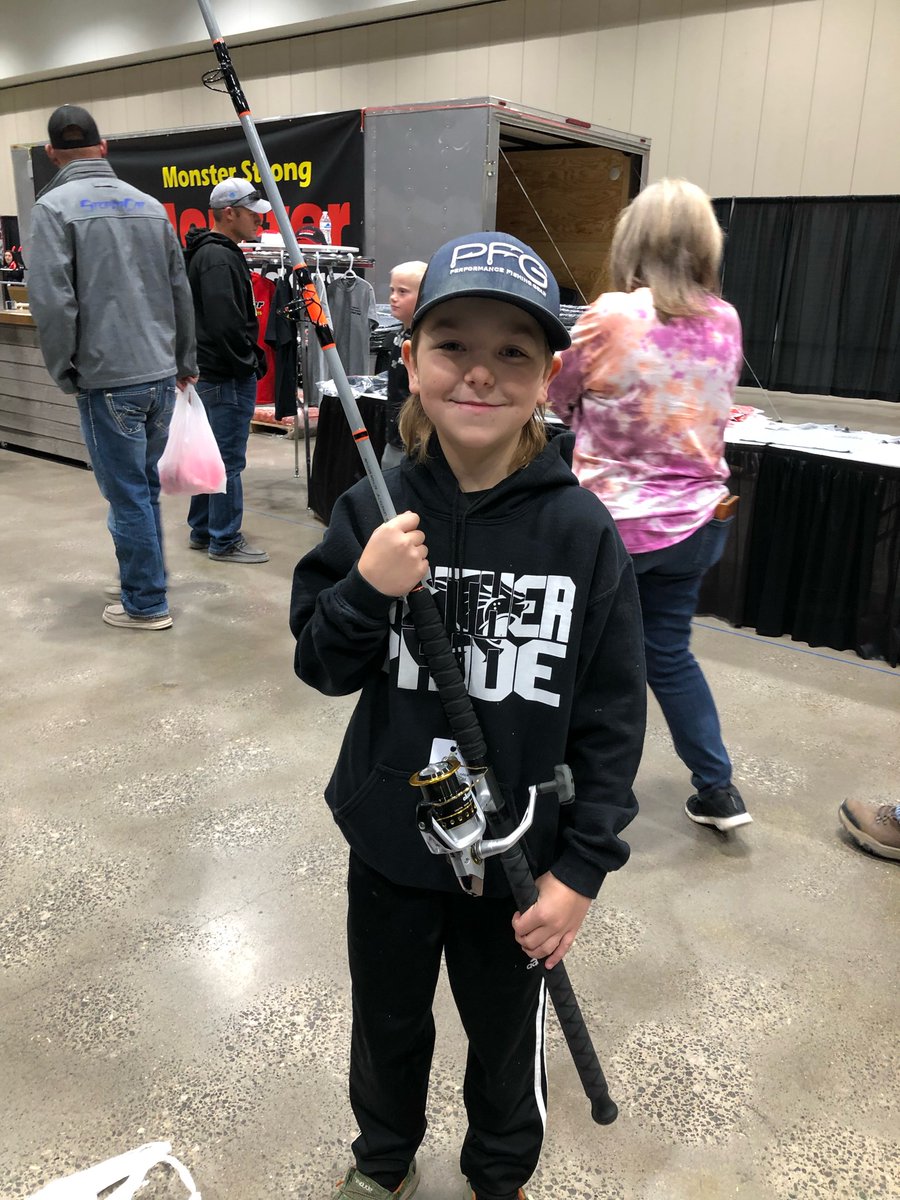 Catfishconf's tweet photo. Let’s talk about catfishing rods - you can’t come to CatCon without leaving with a couple of rods. For these guys, that was their second time loading up the truck. 

Let’s take the time to thank our young anglers out there. Their smiles and passion is what makes this day special. https://t.co/NNPDjUncMe