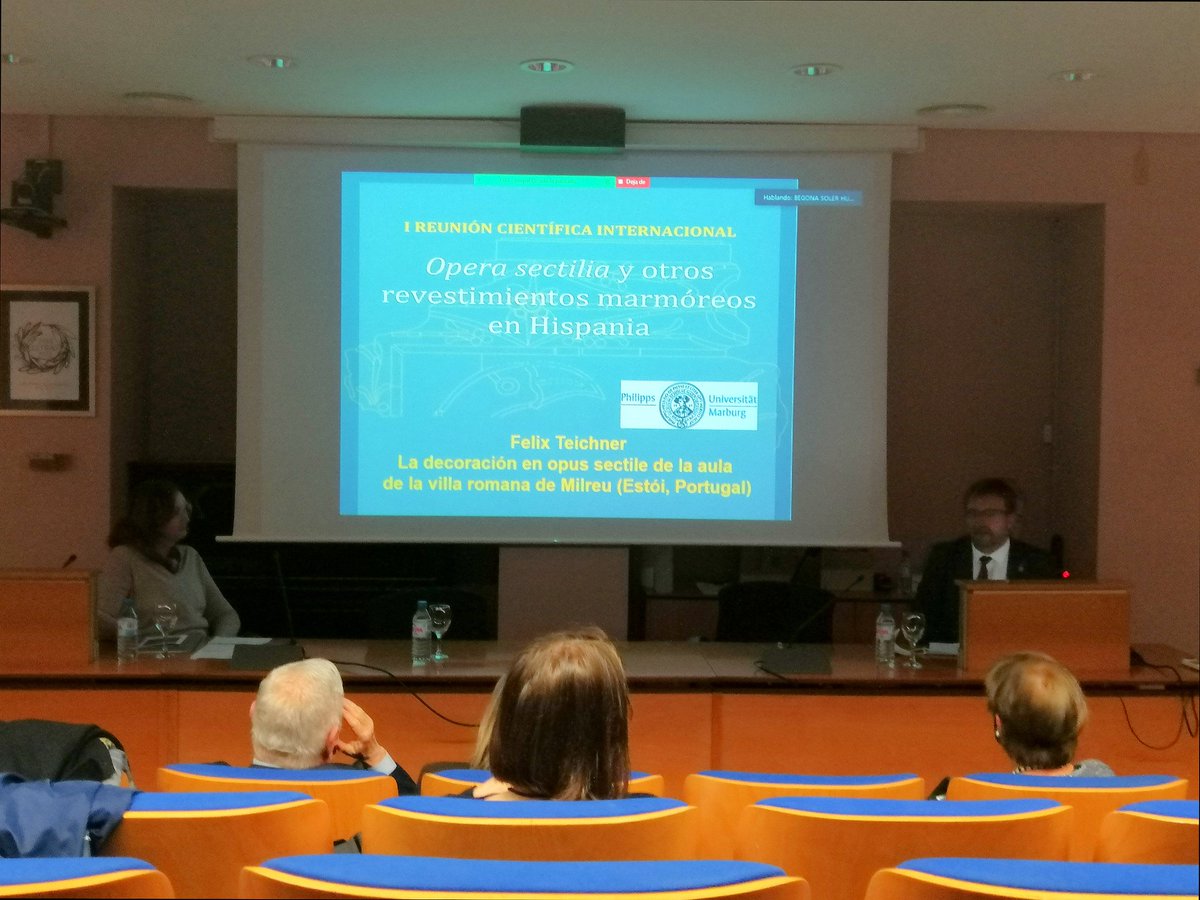 ArpaUea_ICAC's tweet photo. Cerramos la segunda jornada de la #IReuniónCientificaInternacional de #operasectilia con la decoración en #opussectile del aula de la villa romana de #Milreu, por el Dr. Felix Teichner @Uni_MR
#IReuniónCientificaInternacional #OperaSectilia #Marmora @UMU @ICAC_cat https://t.co/onclQ6jTHu