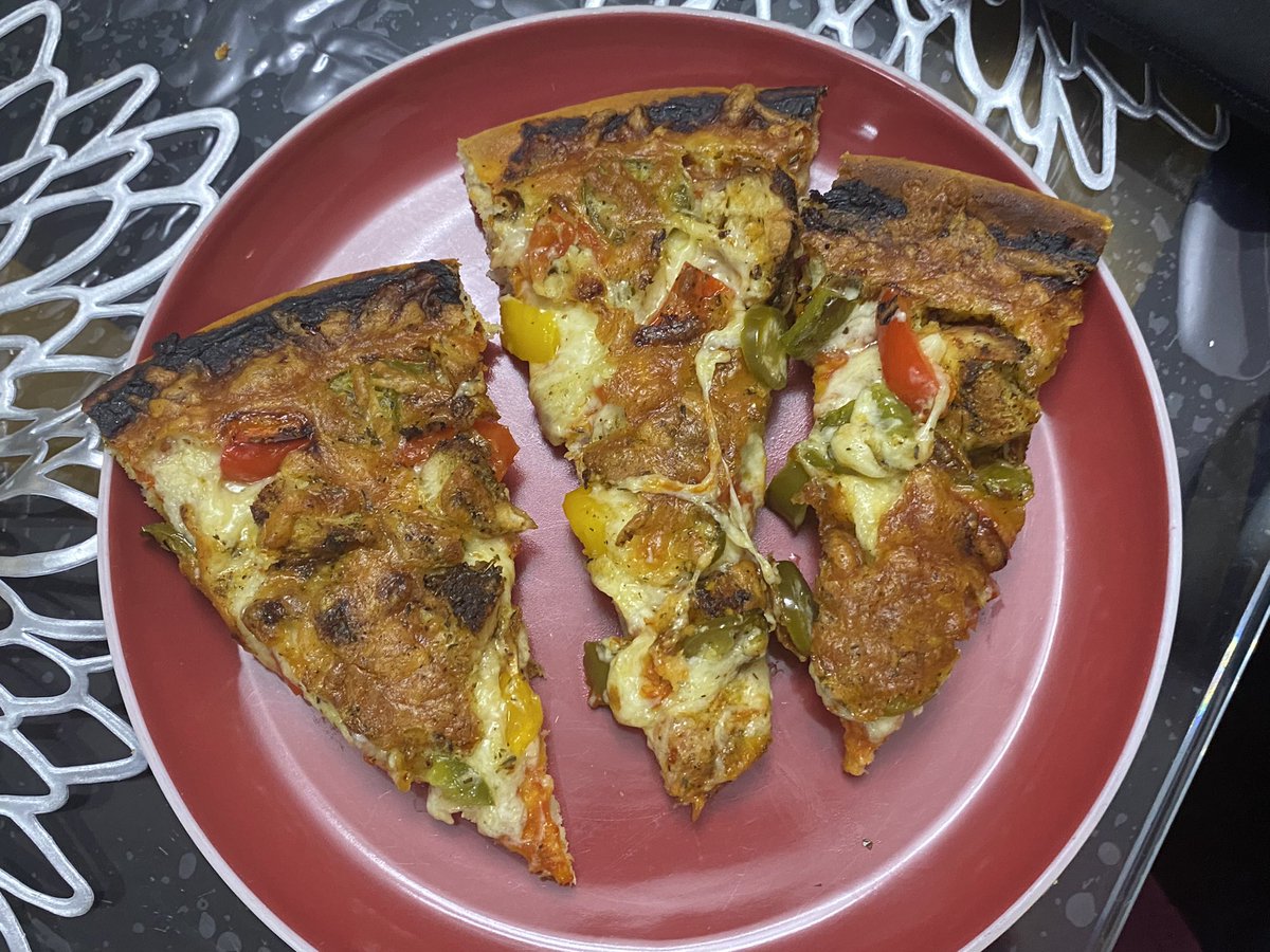 2001joe_mendy's tweet image. Went all Italian this week as I made pizza. Definitely received rave reviews here!!! #FridayCooking #Pizza