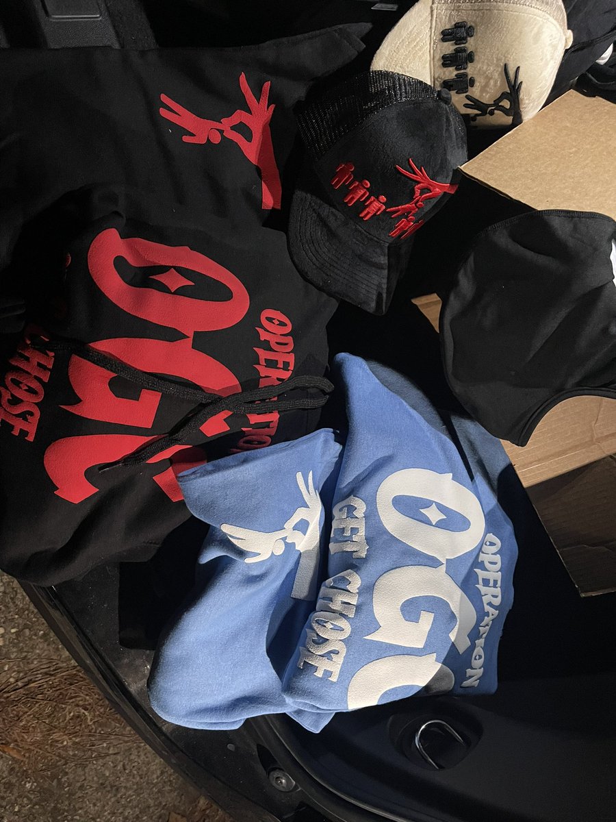 Ogcbrand's tweet photo. SWEATSUIT SZN‼️🥶🔥
#operationgetchose #clothing #apparel https://t.co/N7GVhxWNtk