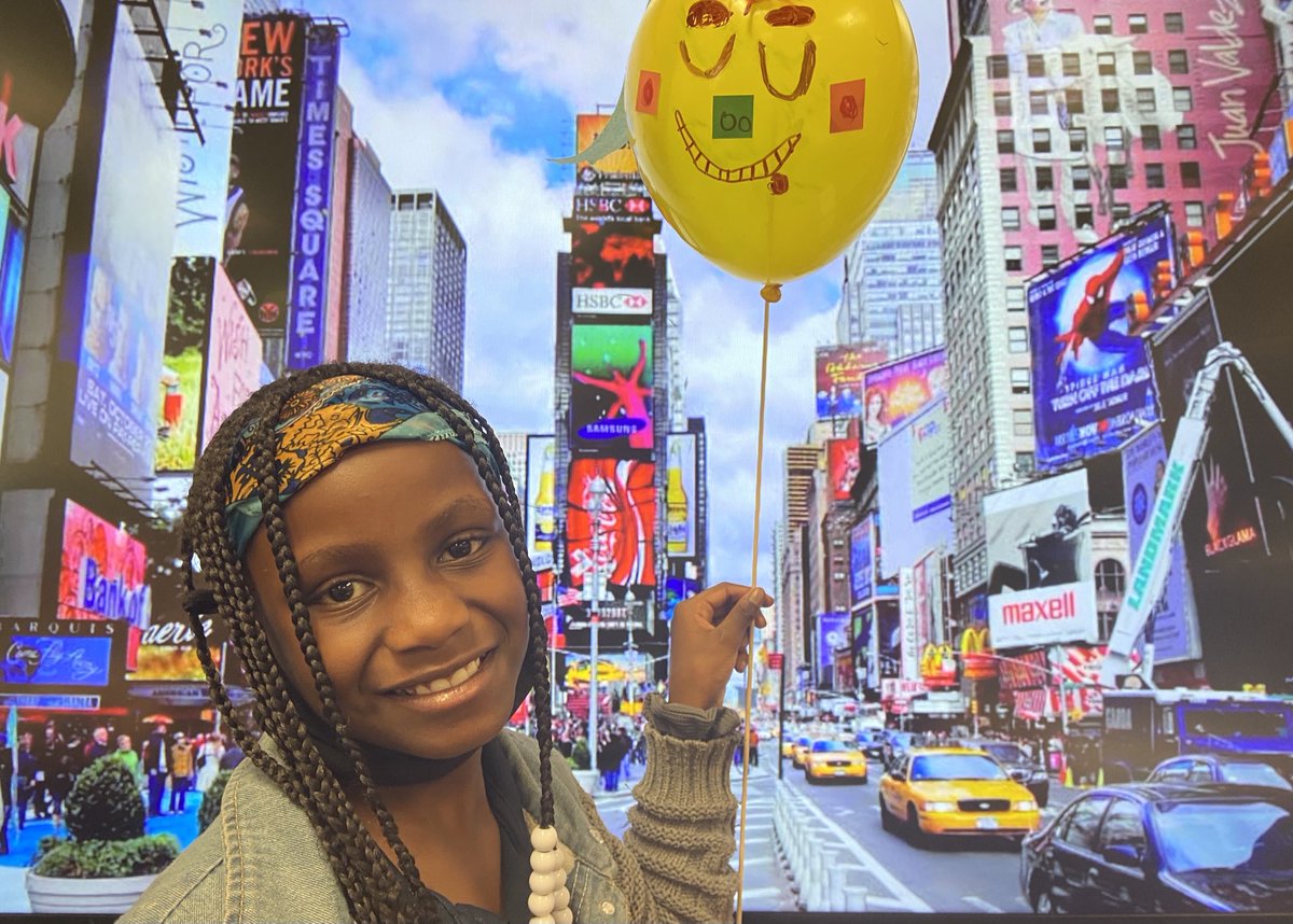 LesRperry's tweet photo. Balloons over Broadway - our students visited a virtual Times Square and created their own floats for the Macy’s Thanksgiving Day Parade. It was a sight to see!!! @libertyesSTEM #WeAreLES ⁦@Ckanderson_LCSS⁩ https://t.co/kYkAc4M2XM