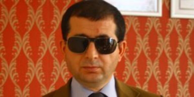 sevincozarslan's tweet photo. 5 ay önce Menemen'e sevk edilen emekli imam Halil Karakoç (82) yataktan çıkamıyor. Koğuşunda görme engelli avukat Mehmet Ali Uçar ve kas hastası bir em. mensubu var. Yan hücrede ise Bilal Konakçı. Memleketimden hapishane manzaraları. 
@adalet_bakanlik

GaziBilalKonakçıya Tahliye https://t.co/0FyZatMX9X