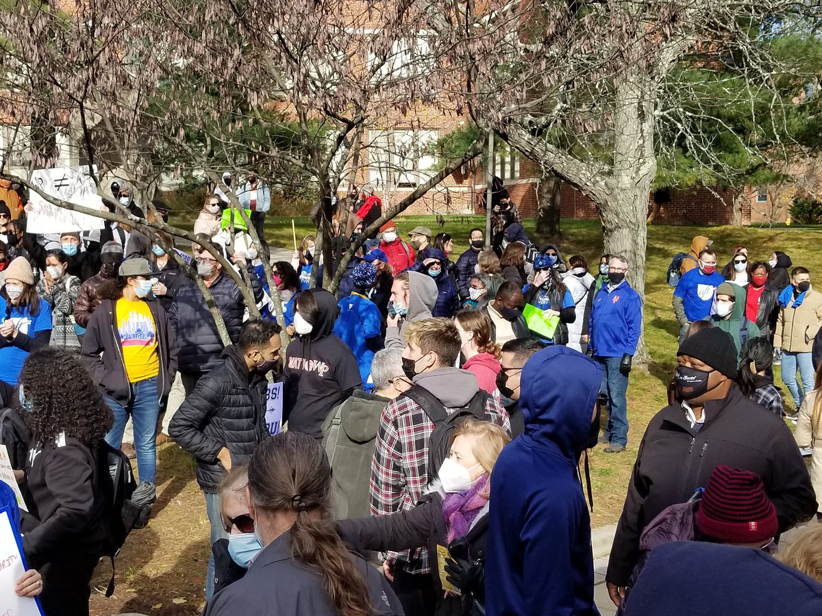 CNJSCL's tweet image. Amazing speakers, support and solidarity from the students, faculty and staff during our Rally to Save WP Jobs! #SaveWPjobs