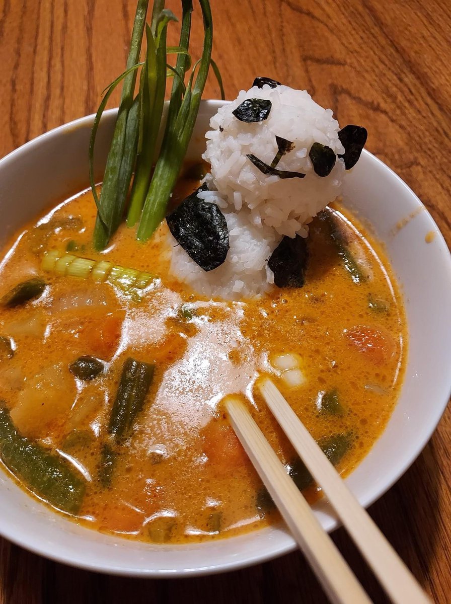 Emma Dolan (@justmissemma) on Twitter photo When you try and make your meals a little more interesting, and get carried away… When you try and make your meals a little more interesting, and get carried away…