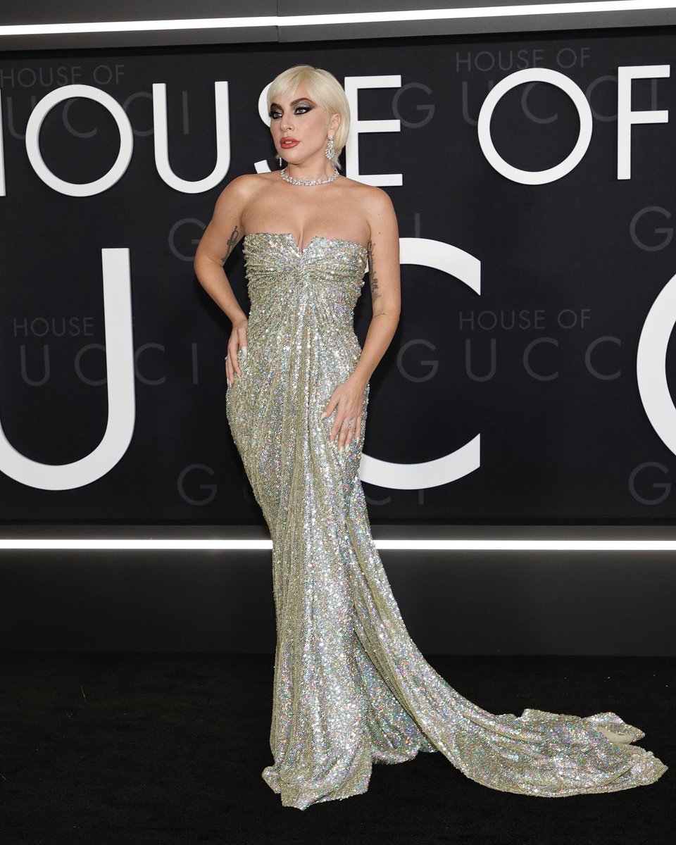 ladygaga's tweet photo. Final #HouseOfGucci premiere last night in Los Angeles 💖 https://t.co/9jHxkL4cX2