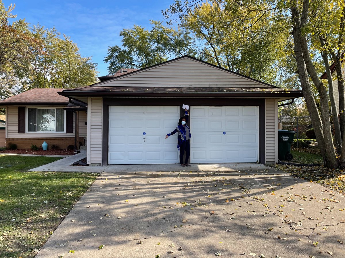 NACA_Official's tweet photo. Congratulations to Caniece for closing on her NACA home! 🏠🙌Caniece closed with a 2% interest rate (2% APR)
#NACA #theNACAway #generationalwealth #homebuying #realestate #nacapurchase #homeownership #firsttimehomebuyer #home #homesweethome #info https://t.co/gVlWYrsj0o