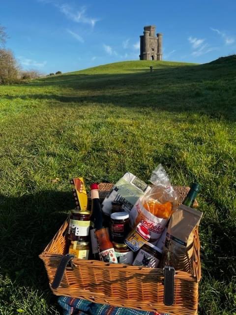 Christmas Competition 🎄 #WIN this Foood Hamper from @WrightsFood worth £100. This hamper is full of delicious, scrumptious treats made locally. To enter: 🎁 Follow Ashmole & Co ❤️ & Re-tweet this post Closing date: 5pm, 25th November 2021 🎅🎁🎄