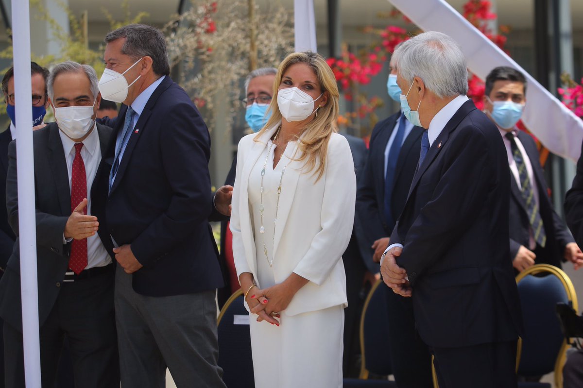 DPPPetorca's tweet photo. 📌Nuestra Delegada @mpazsante participó junto al presidente @sebastianpinera, el @ministeriosalud , @MinagriCL , @mop_chile y el @DPRValparaiso, en la inauguración y puesta en marcha del nuevo Hospital Biprovincial Quillota-Petorca. 
#MásHospitalesParaChile https://t.co/EEG8vROSJF