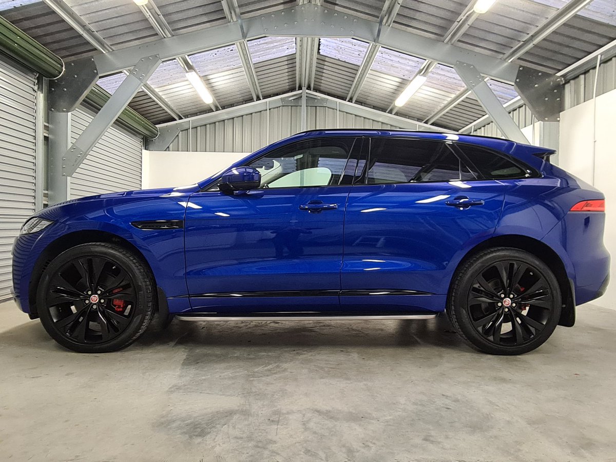 _TheSteading's tweet photo. #jaguar #fpaces #fpace https://t.co/BqbFlf5cNl