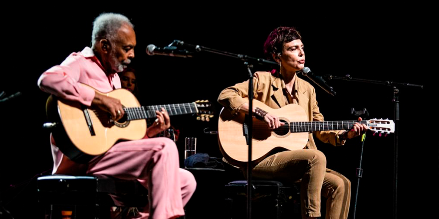 gilbertogil's tweet photo. #TempoRei lembrando do nosso esperado retorno aos palcos, na turnê Gil In Concert, que percorreu a Europa. Estas são imagens dos shows em Portugal.
Aonde vocês gostariam de shows pelo Brasil?
#GilInConcert #GegeProds #EquipeGil
Fotos: Marcelo Tabach e Rodrigo Simas https://t.co/qBfhASEXyv