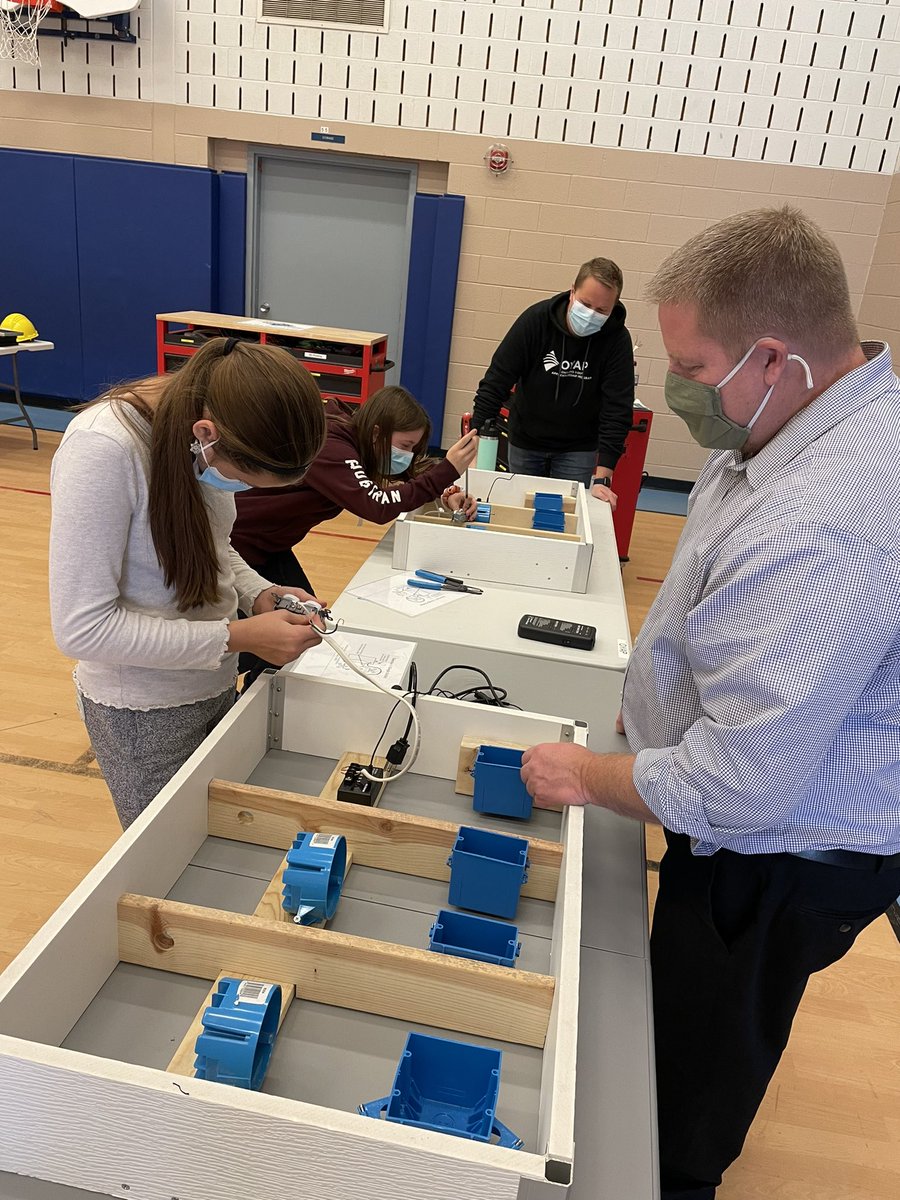A huge thank you goes out OYAP for helping to bring the “Skills Opportunity Showcase” trailer to our school today. They were given an opportunity to explore skills related to the trades! What an experience! <a href="/BGCDSB/">Bruce Grey Catholic</a>