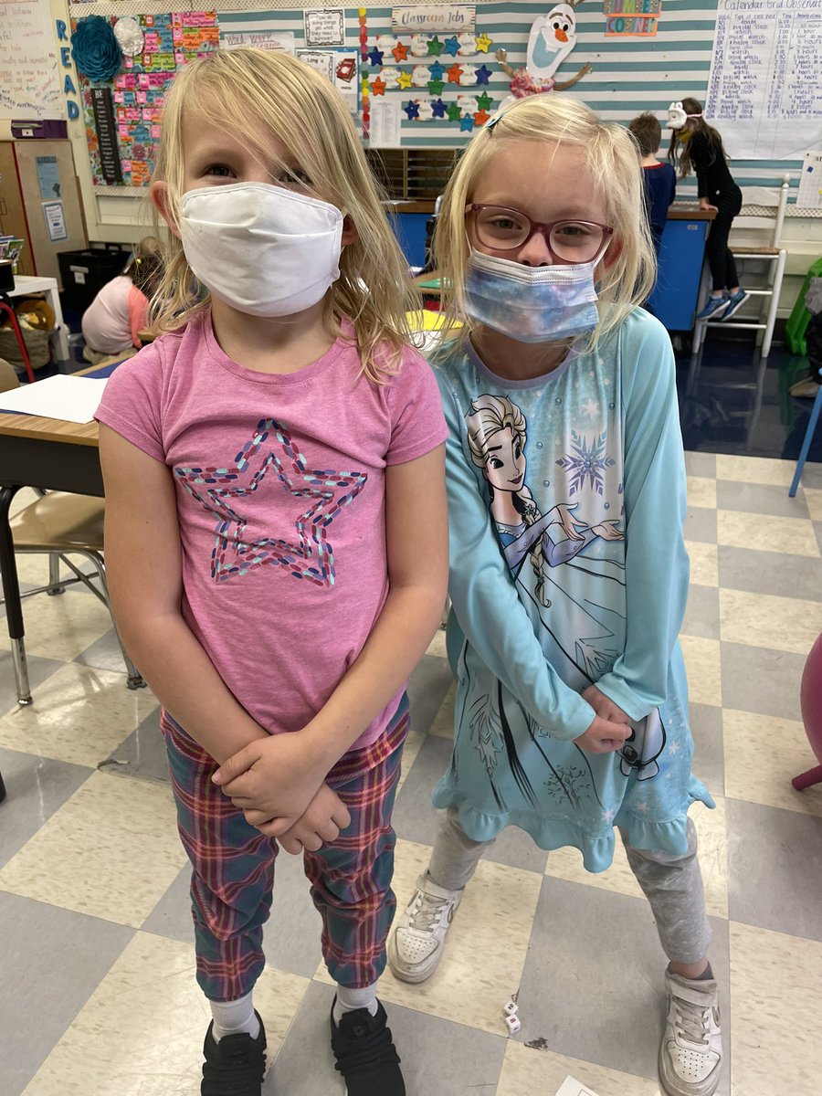 MissGallagher5's tweet photo. Our class set a goal to read 80 books, and we accomplished our goal in just one week! To celebrate, we are having Pajama Friday!! #dg58pride #dg58learns 🥳 https://t.co/PlnQ0ThsDb