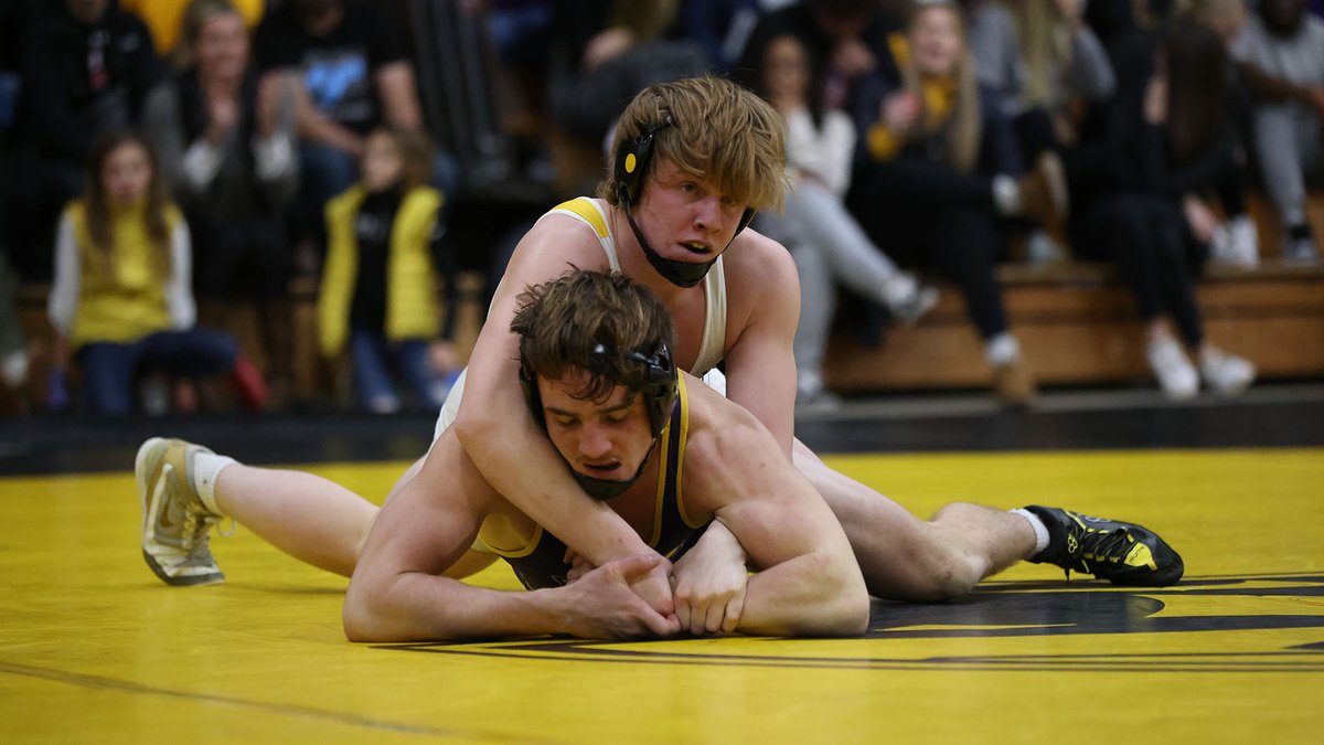 d3wrestle's tweet photo. Thursday Results 11/18 https://t.co/JUl1WLWG6b https://t.co/oxap2aRNeE