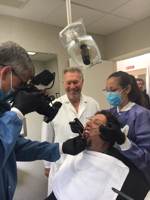 DeltaDentalins's tweet photo. Only 8% of #Veterans are eligible for dental care through the VA. To civilians, this is an eye-opener. To retired @USNavy commander + oral surgeon Dr. George Yellich, this was a call to action.

❤🤍💙 Learn more about Dentistry4Vets + how you can support: https://t.co/c6hSbTNna7 https://t.co/tlirMS9jsx
