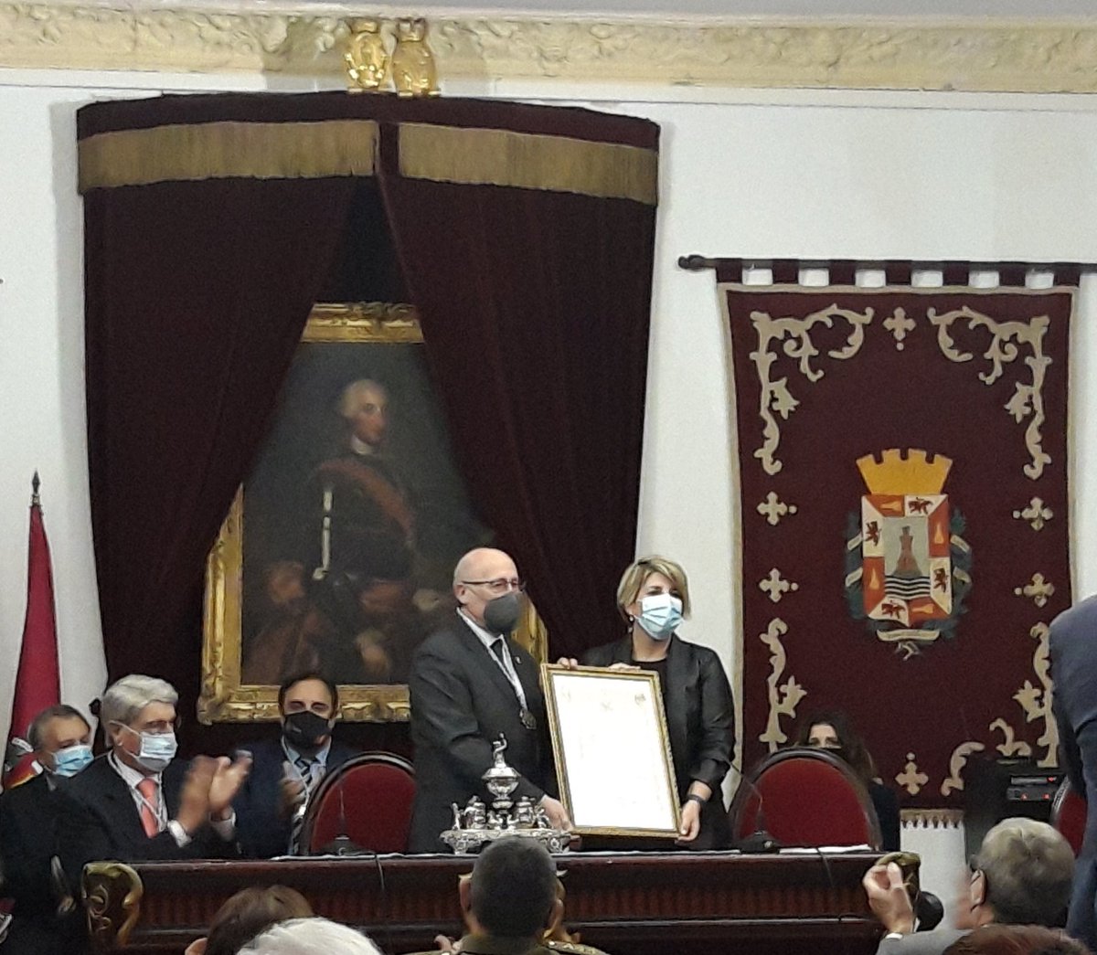 DeCarthago's tweet photo. Nombramiento de Presidenta de Honor de la @RealEconomica a @NoeliaArroyoHer Una gran Institución que desde 1833 hace más grande #Cartagena https://t.co/qYCICmVcJA