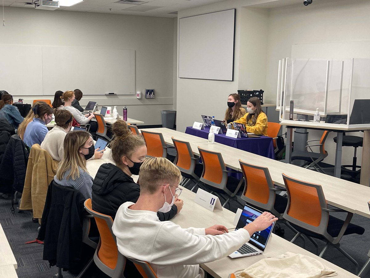 The @WinonaSenate recently held their weekly meeting on our Rochester campus. Thank you for joining us! WSU students in Rochester are encouraged to get involved with the Student Senate! Attend a meeting or learn how to become a Student Senator at winona.edu/studentsenate.