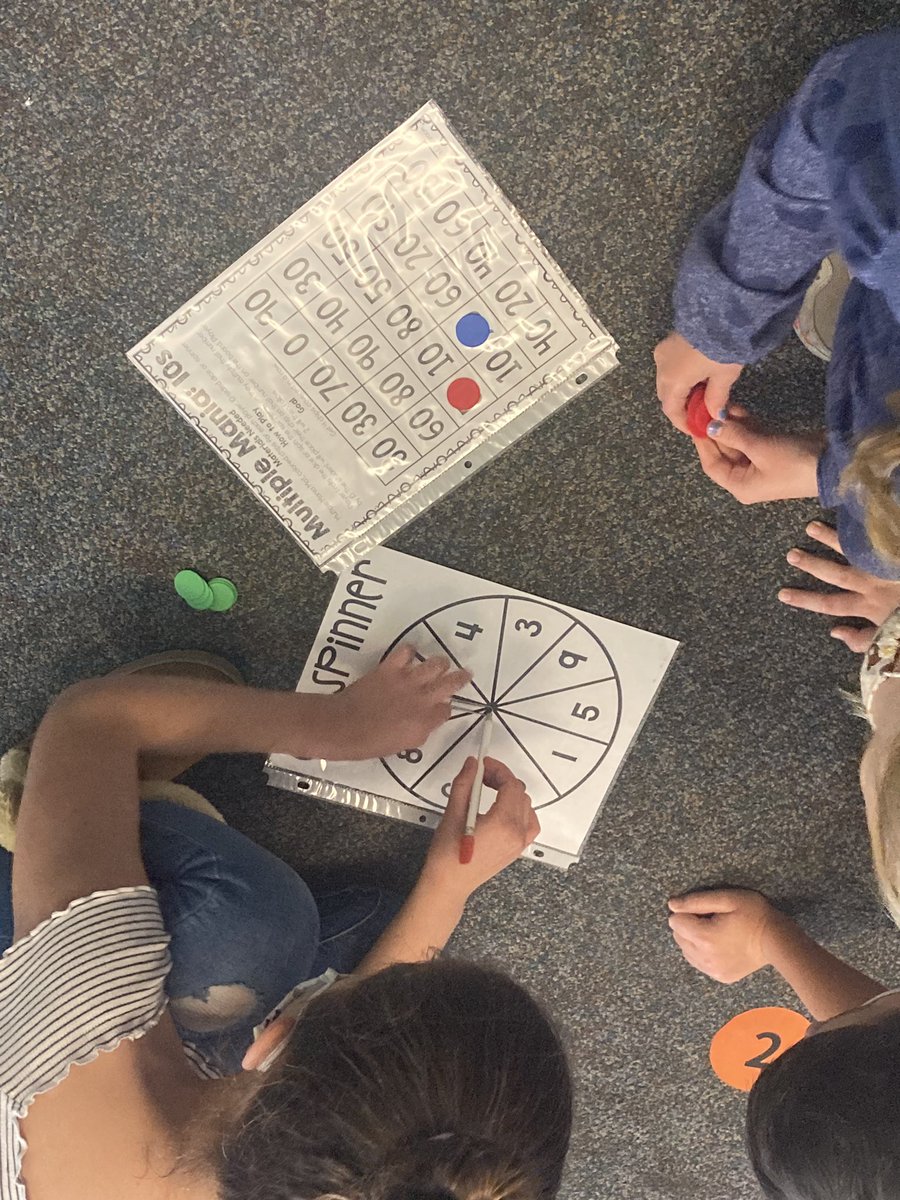 villak_villa's tweet photo. Fabulous Finds on a Friday! Making Math more meaningful through a workshop model! #ThankfulGSD #gettingmathdone #myteachersrock #saddleupforsuccess @MsFleming3rd https://t.co/9oojwR4rwJ